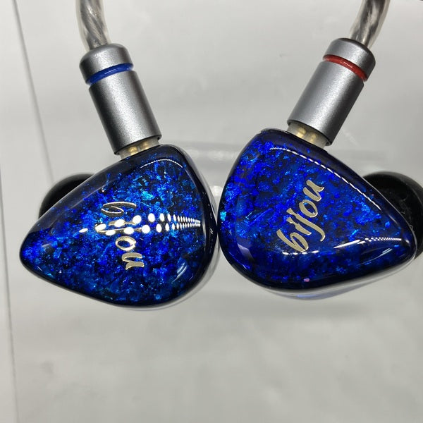 【中古】bijou【日本橋】