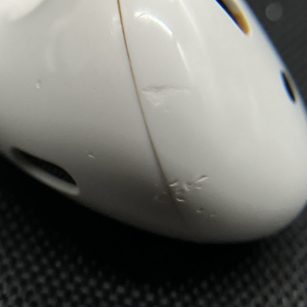 【中古】AirPods with Wireless Charging Case  MRXJ2J/A【名古屋】