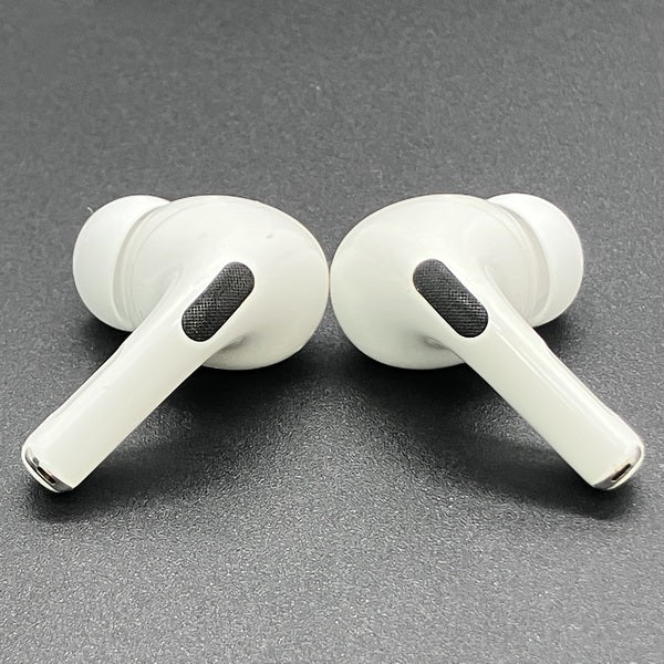 【中古】Apple AirPods Pro MLWK3J/A  (2021/Magsafe)【秋葉原】
