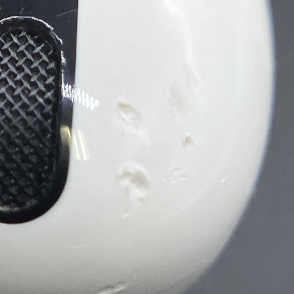【中古】Apple AirPods Pro MLWK3J/A  (2021/Magsafe)【秋葉原】
