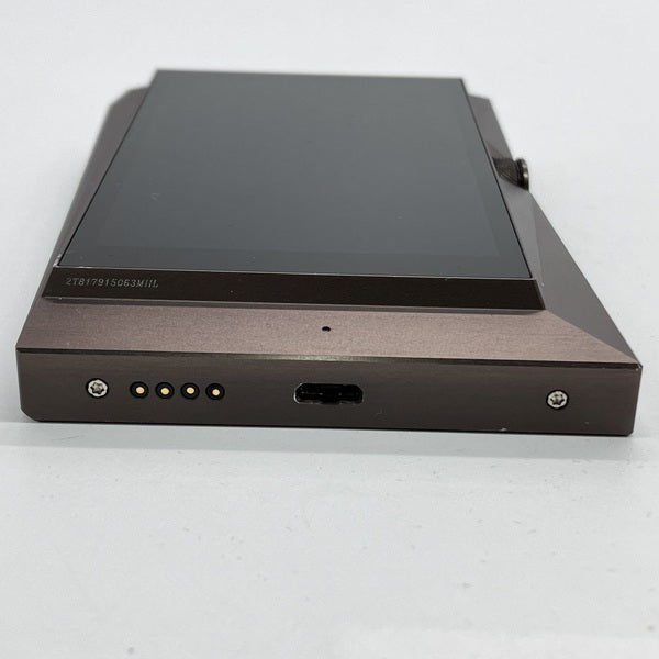 【中古】AK380 256GB メテオリックチタン【AK380-256GB-MT】【秋葉原】