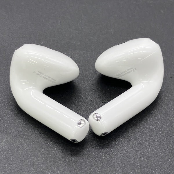 【中古】AirPods 4 MXP93J/A（アクティブノイズキャンセリング搭載）【秋葉原】