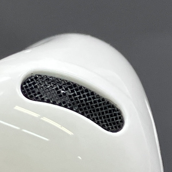 【中古】AirPods 4 MXP93J/A（アクティブノイズキャンセリング搭載）【秋葉原】