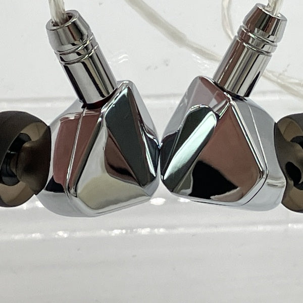 【中古】ivipQ TriMonster【秋葉原】
