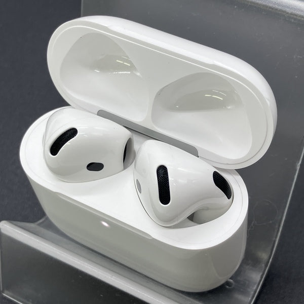 【中古】AirPods 4 MXP63J/A【名古屋】