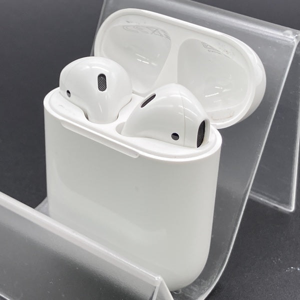 【中古】AirPods with Charging Case MV7N2J/A【名古屋】