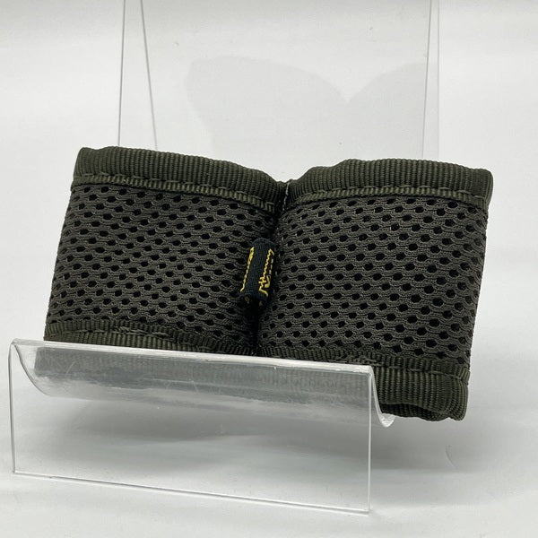 【中古】差し込むだけのハウジング保護用ふわふわツインチューブケース グリーン＜イヤフォンが絡まないケーブル固定用ストッパー付き＞ 【VD608-GR】【日本橋】