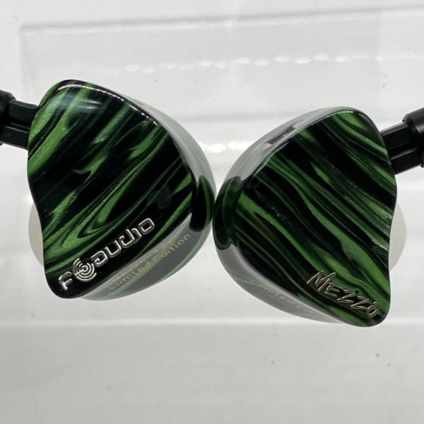 【中古】Mezzo 【FA-2514】【日本橋】