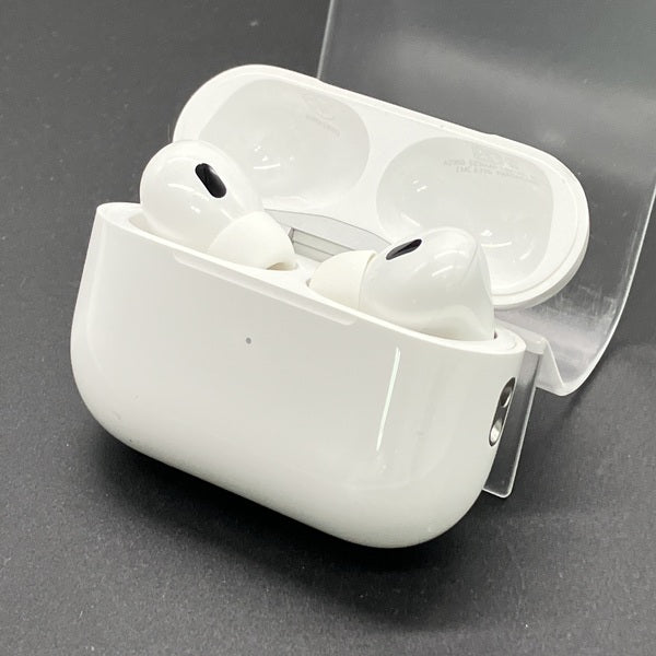 【中古】MagSafe充電ケース(USB-C)付きAirPods Pro(第2世代) MTJV3JA【秋葉原】