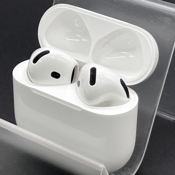 【中古】AirPods 4 MXP93J/A（アクティブノイズキャンセリング搭載）【日本橋】