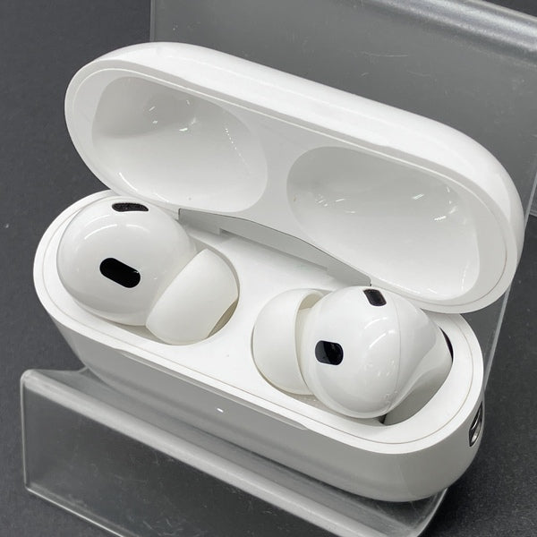【中古】MagSafe充電ケース(USB-C)付きAirPods Pro(第2世代) MTJV3JA【秋葉原】
