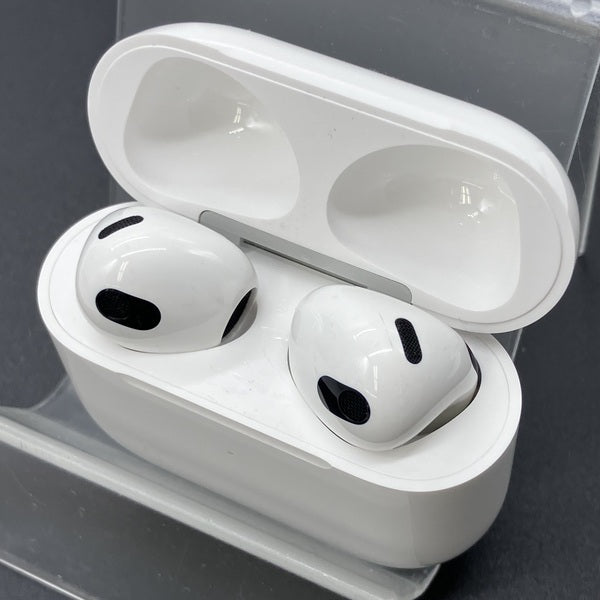 【中古】Airpods MME73J/A 3rd Generation【秋葉原】