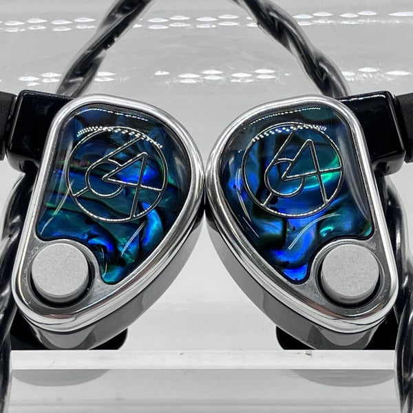 【中古】Nio 【64A-8434】【秋葉原】