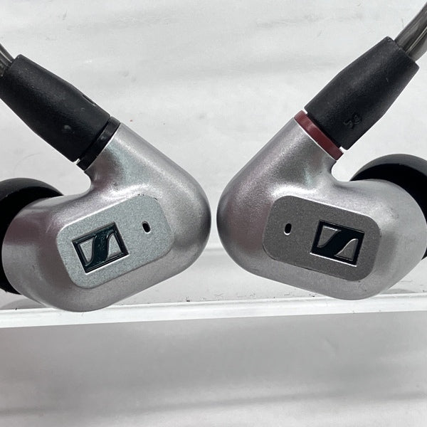 【中古】IE 200 Silver Edition【日本橋】