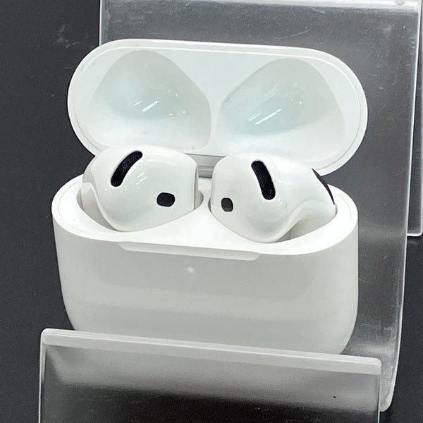 【中古】AirPods 4 MXP63J/A【秋葉原】