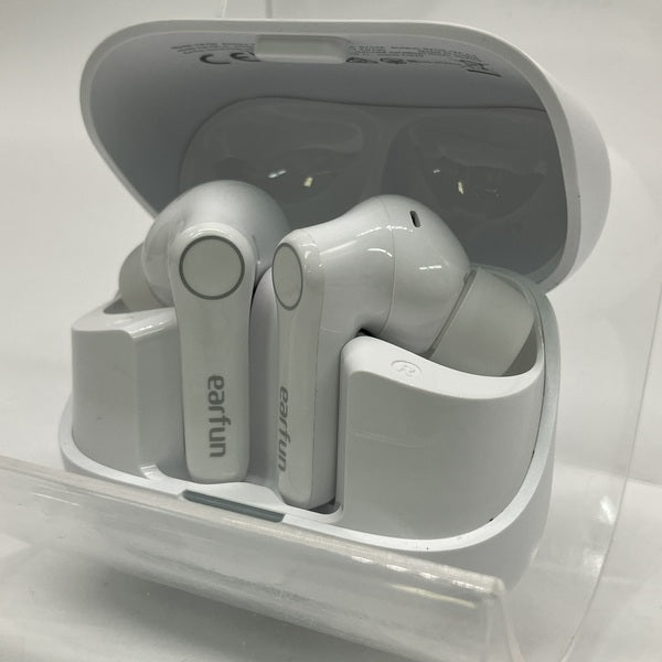 【中古】Air Pro 4+  White【秋葉原】