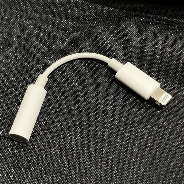 【中古】Lightning - 3.5 mmヘッドフォンジャックアダプタ【名古屋】
