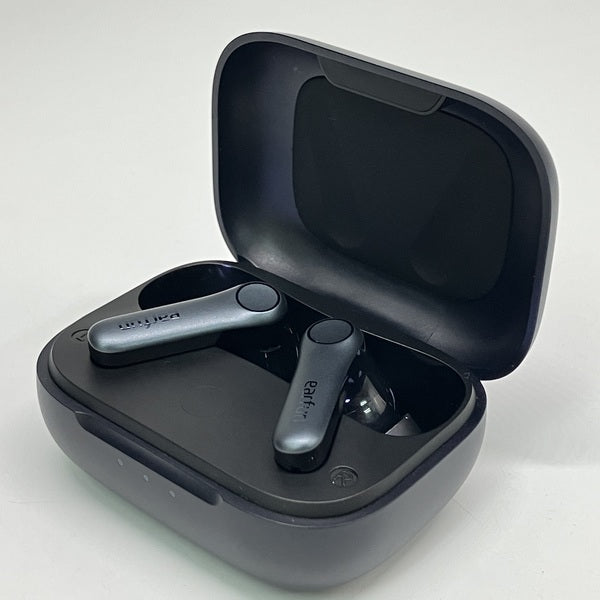 【中古】Air Pro 4 - Black【秋葉原】