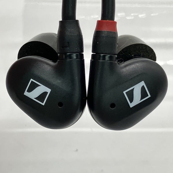 【中古】IE 40 PRO BLACK【秋葉原】