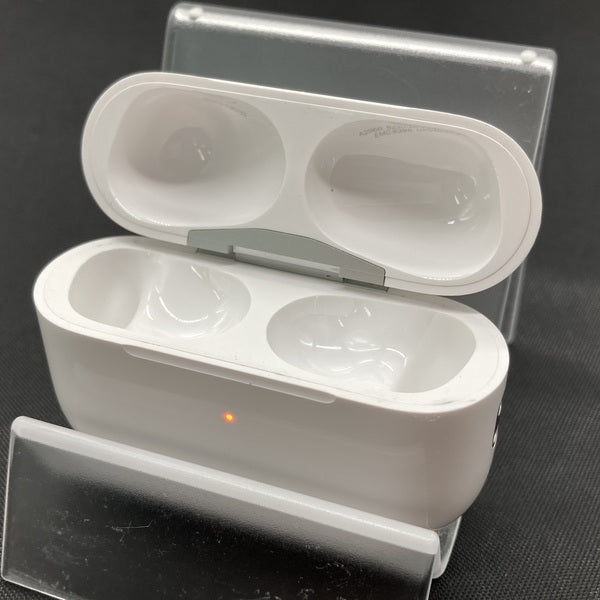 【中古】AirPods Pro (第2世代) MagSafe充電ケース(USB-C)【秋葉原】