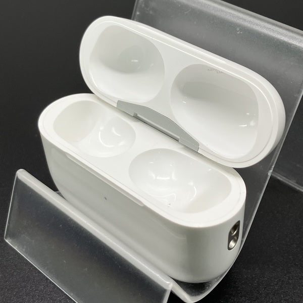 【中古】AirPods Pro (第2世代) 充電ケース (Lightning)【秋葉原】