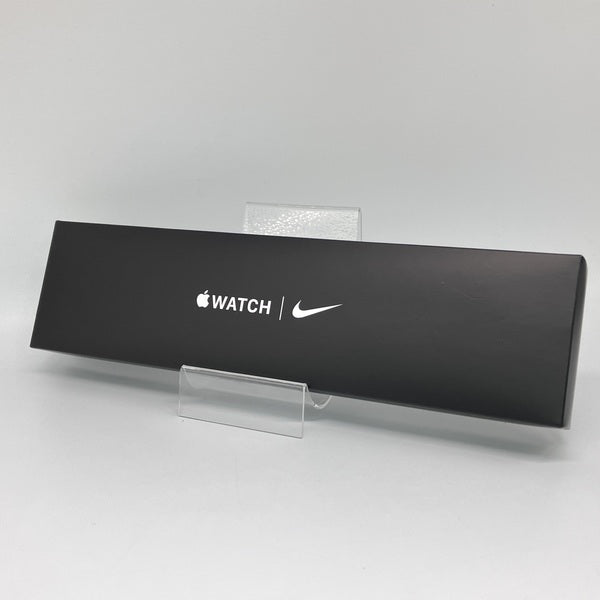 【中古】Apple Watch Nike SE （40mm GPS）アルミニウム ブラック【秋葉原】