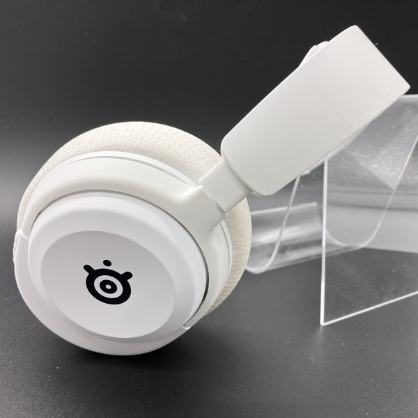 【中古】Arctis Nova 5 White 【61671J】【日本橋】