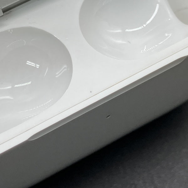 【中古】AirPods Pro (第2世代) 充電ケース (Lightning)【秋葉原】