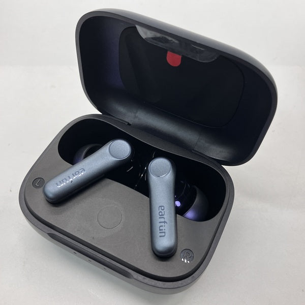 【中古】Air Pro 4 - Black【日本橋】