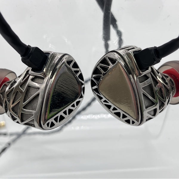 【中古】MAVEN 【UNM-6905】【秋葉原】