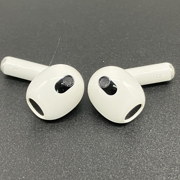 【中古】Airpods MME73J/A 3rd Generation【日本橋】
