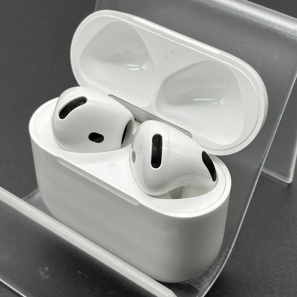 【中古】AirPods 4 MXP63J/A【日本橋】