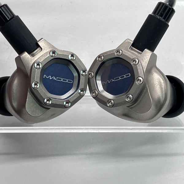 【中古】Typ821 【MDO-T821-TI】【秋葉原】