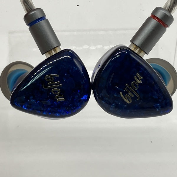 【中古】bijou【日本橋】