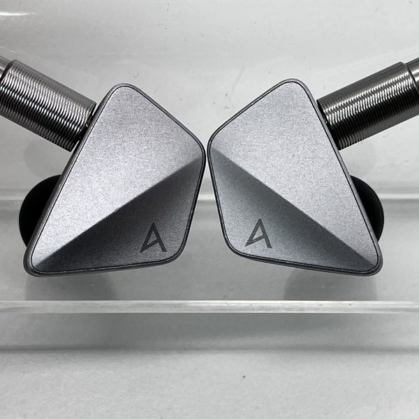 【中古】AK ZERO1 【IRV-AK-ZERO1】【秋葉原】