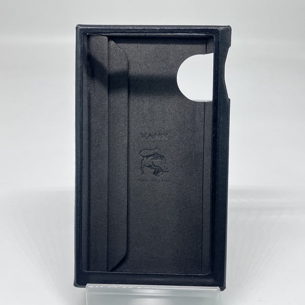 【中古】KANN ULTRA Case Black【IRV-AK-KANN-ULTRA-CASE-BLK】【秋葉原】