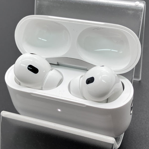 【中古】MagSafe充電ケース(USB-C)付きAirPods Pro(第2世代) MTJV3JA【秋葉原】