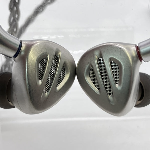 【中古】FH9 Titanium 【FIO-IEM-FH9-T】【秋葉原】