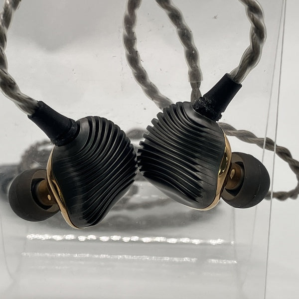 【中古】ME600【秋葉原】