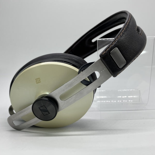【中古】M2 AEBT IVORY【秋葉原】