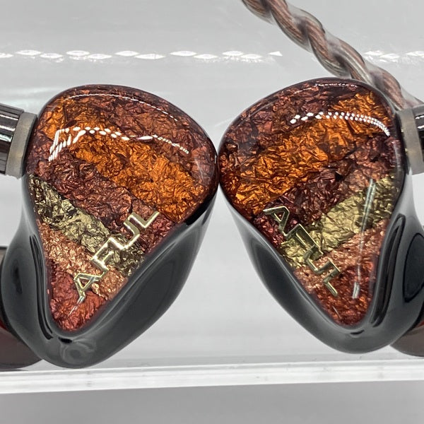【中古】PERFORMER 8【秋葉原】