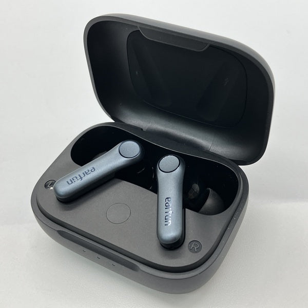 【中古】Air Pro 4 - Black【秋葉原】