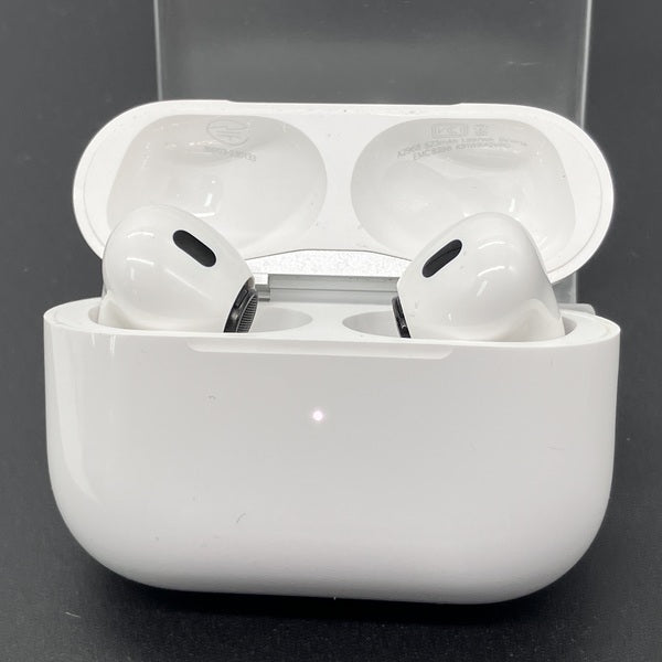 【中古】MagSafe充電ケース(USB-C)付きAirPods Pro(第2世代) MTJV3JA【秋葉原】