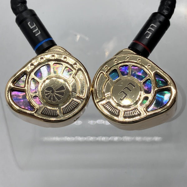 【中古】Nautilus(Universal Fit)【秋葉原】