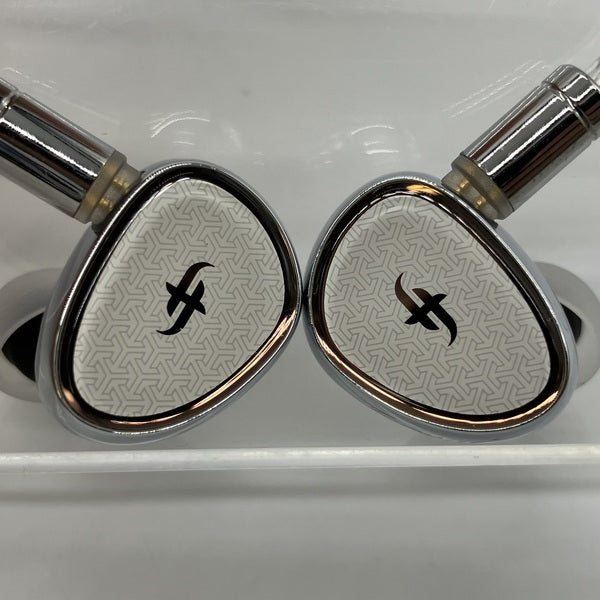 【中古】EA1000【日本橋】