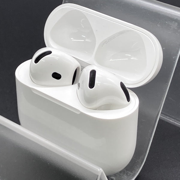 【中古】AirPods 4 MXP63J/A【秋葉原】