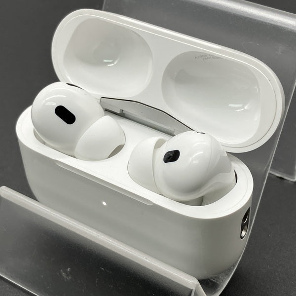 【中古】MagSafe充電ケース(USB-C)付きAirPods Pro(第2世代) MTJV3JA【秋葉原】