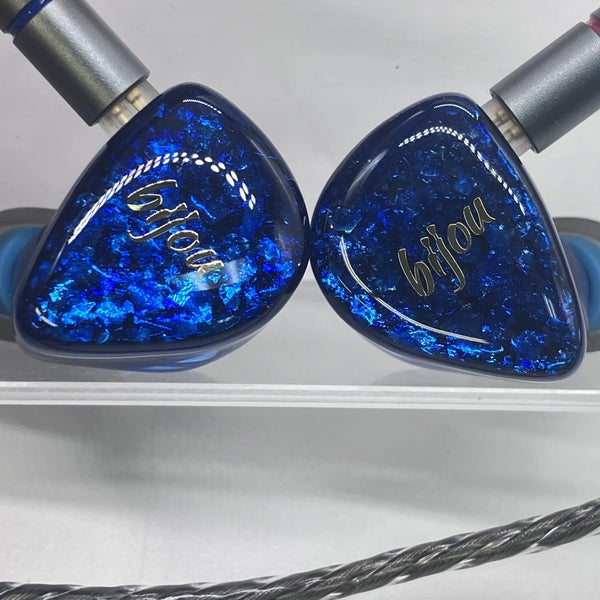 【中古】bijou【日本橋】