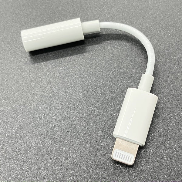 【中古】Lightning - 3.5 mmヘッドフォンジャックアダプタ【秋葉原】