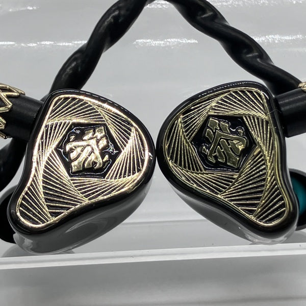 【中古】AISHA ELECTRI(Universal Fit)【秋葉原】